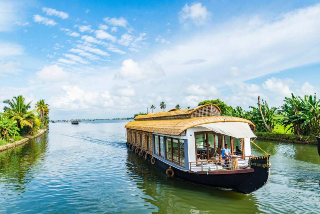Alleppey – The Water Canals Of Venice