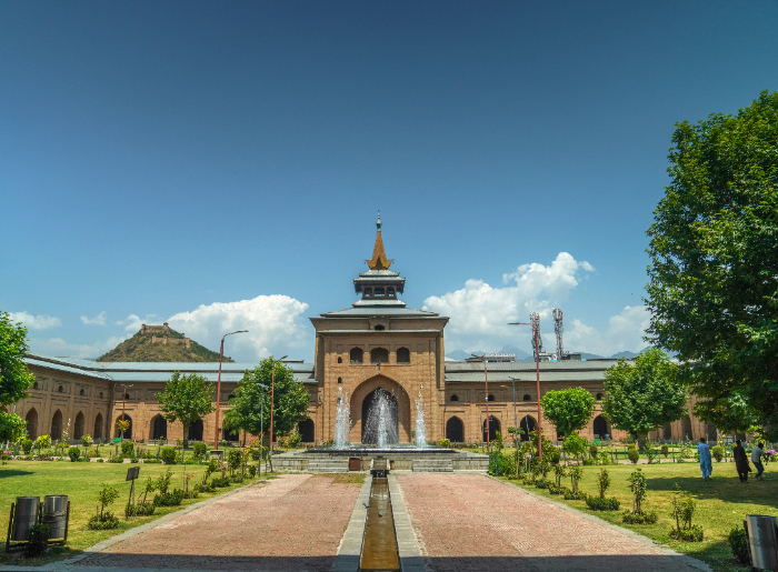 Explore The Architectural Marvels Of Srinagar