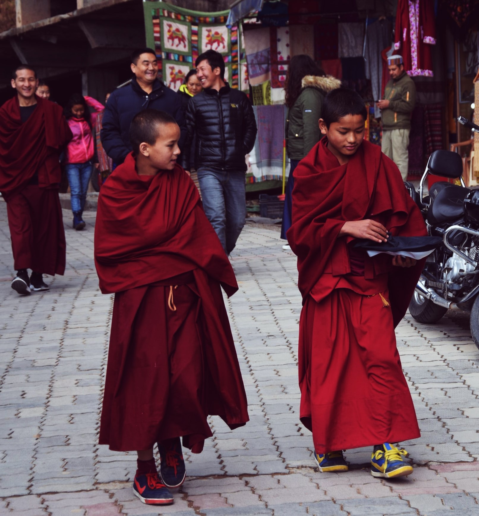 Kids in Tibetan outfits.
