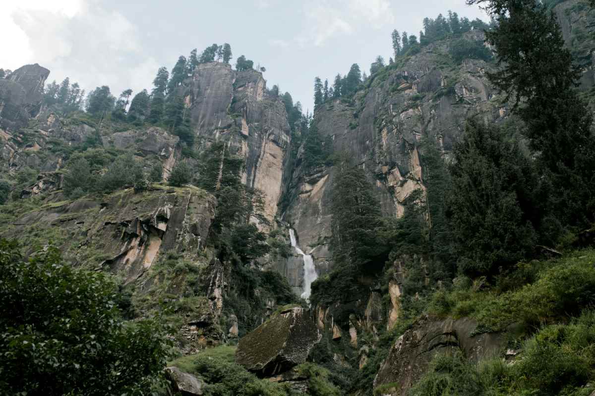 jogini falls manali