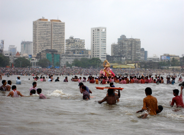 Ganpati Visarjan at Girgaon Chowpatty