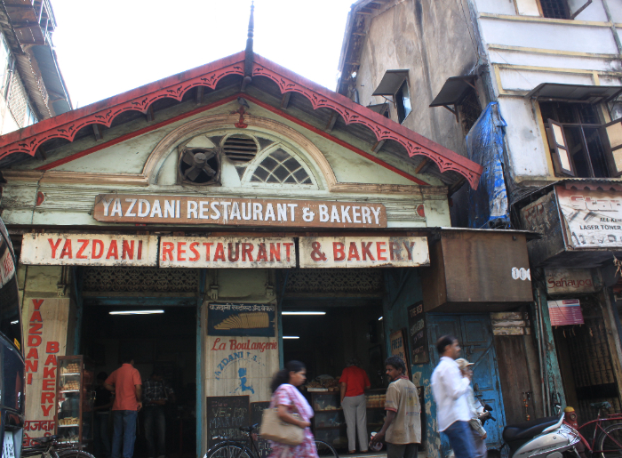 Where To Find The Best Plum Cakes In Mumbai_ Bakery Guide 2025 image 1