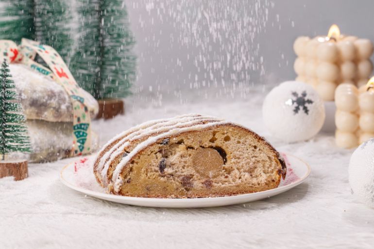 stollen bread 